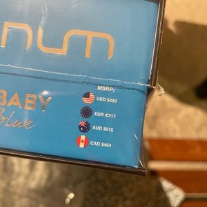 Royale platinum hair straightener